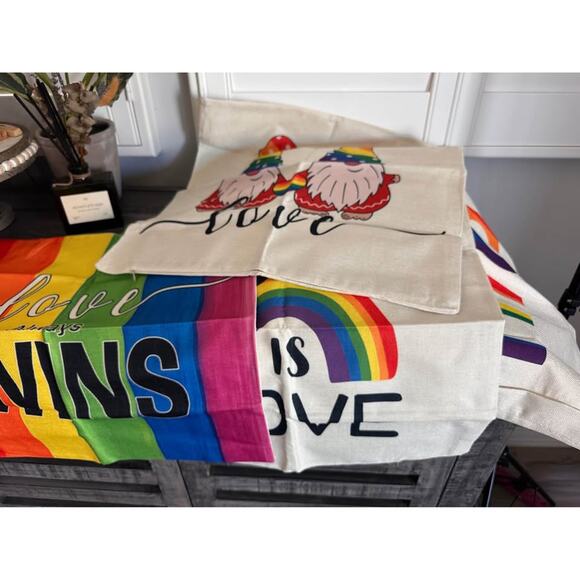 New: rainbow pride shams 4 pack, pride stripes, LGBTQ, pridemonth, rainbow - Picture 3 of 3